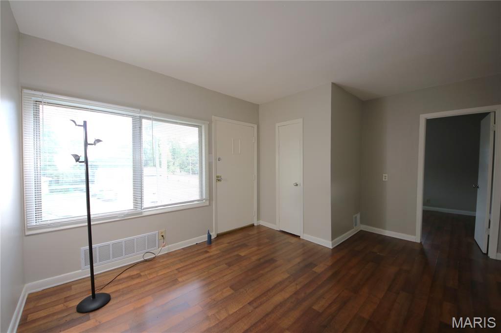7402 Blanding Drive Property Photo 6