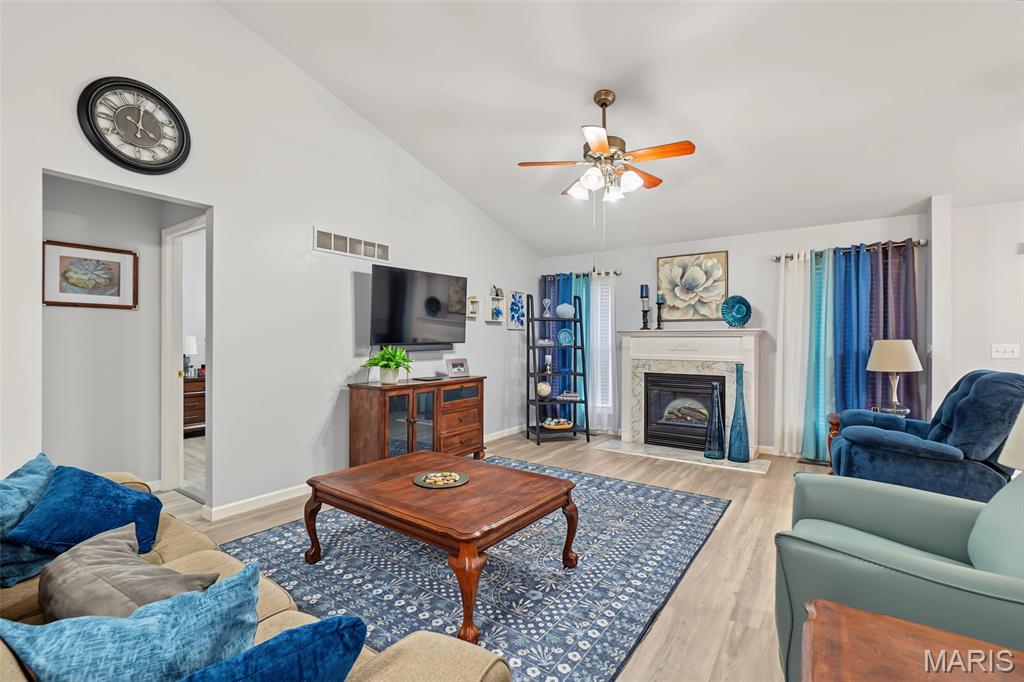 8 Soenker Circle Property Photo 3