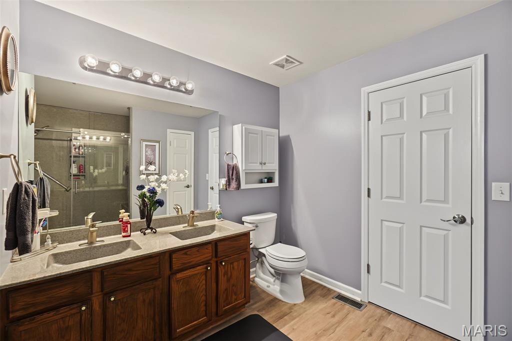 8 Soenker Circle Property Photo 10