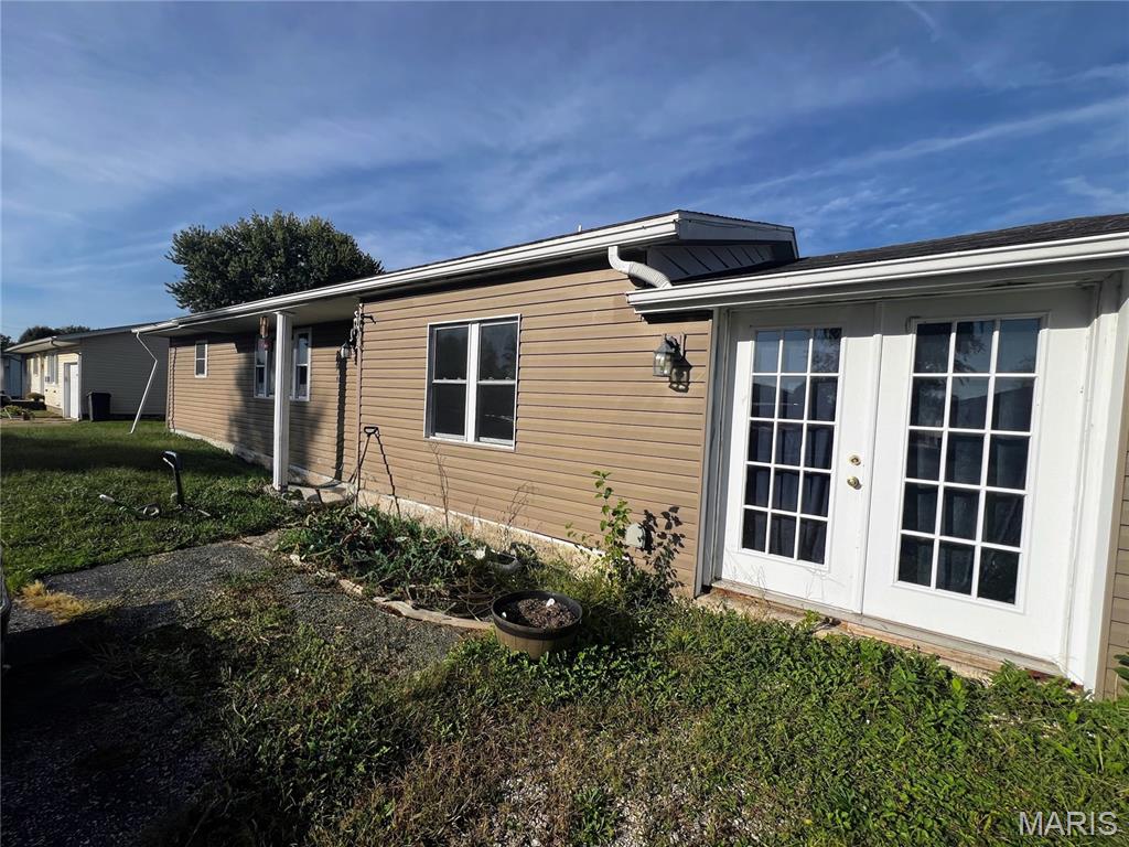 505 S Elm Street Property Photo 1