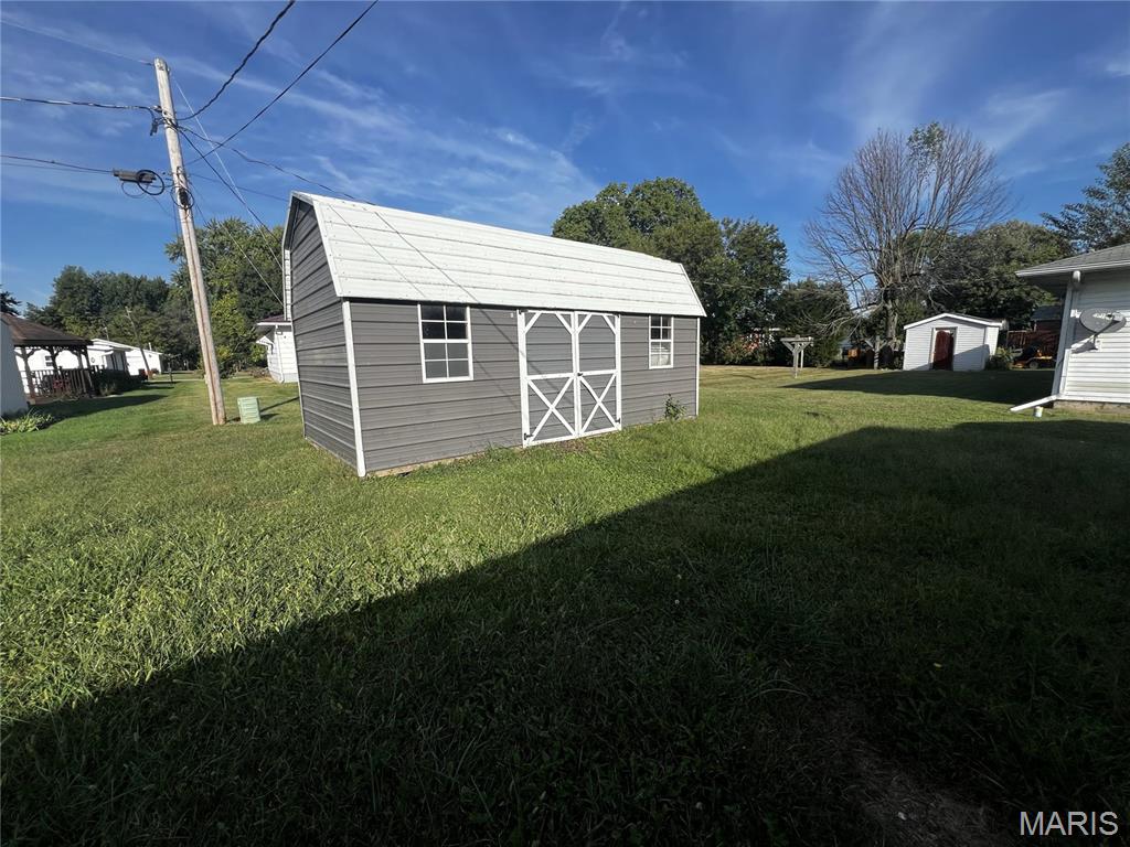 505 S Elm Street Property Photo 7