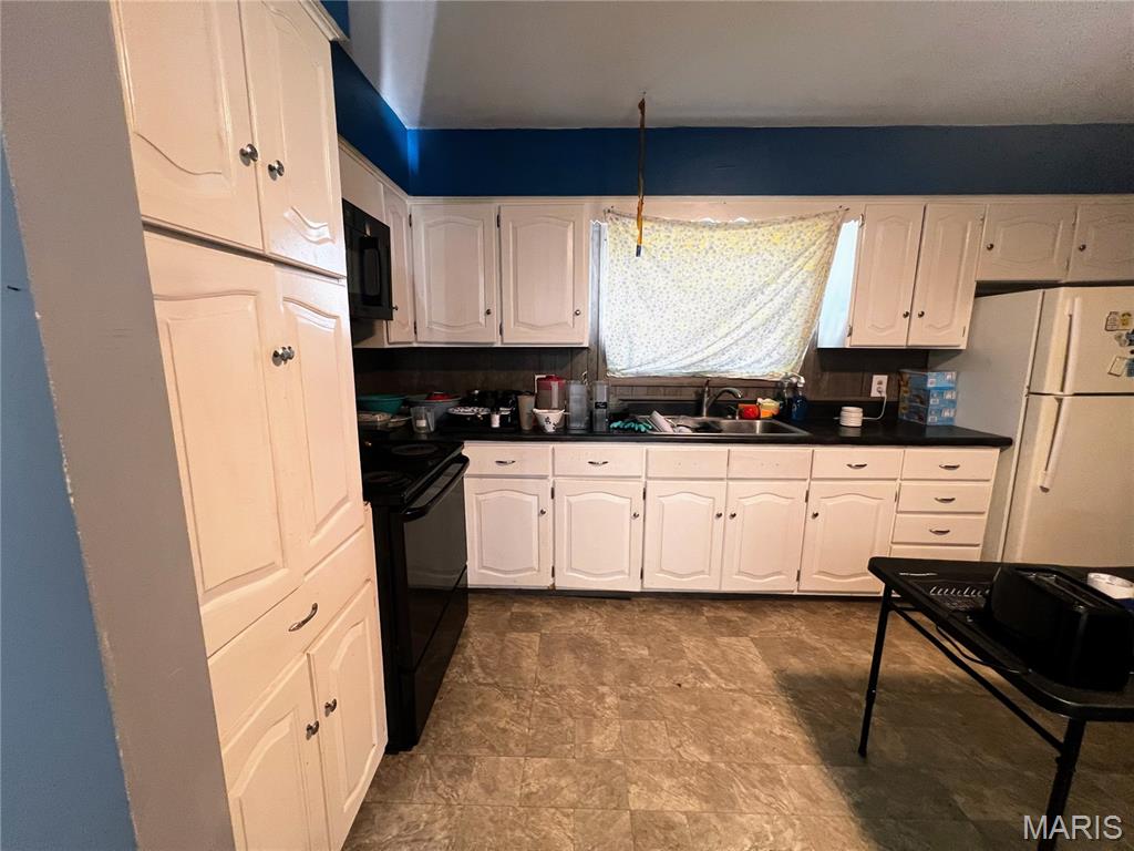 505 S Elm Street Property Photo 16