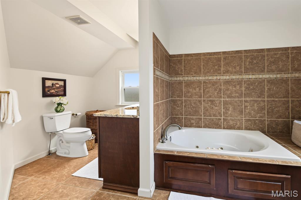 10 Southridge Drive Property Photo 27
