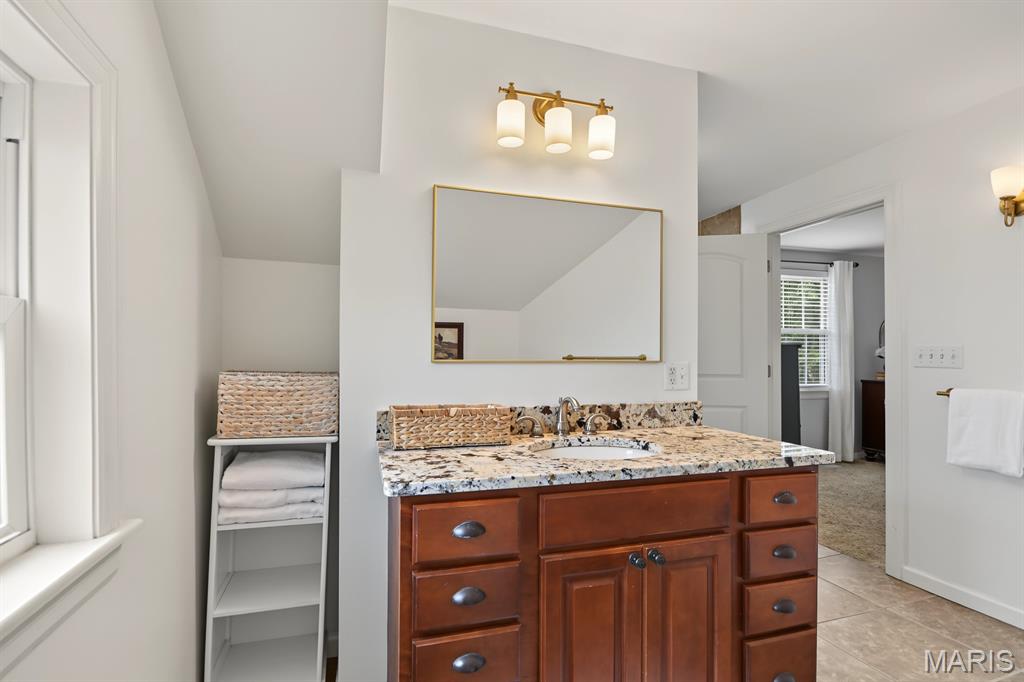 10 Southridge Drive Property Photo 28