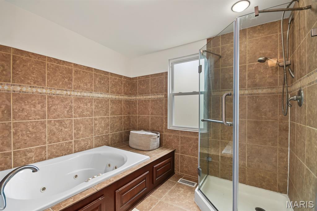 10 Southridge Drive Property Photo 29