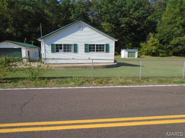 4287 Flucom Road Property Photo 1