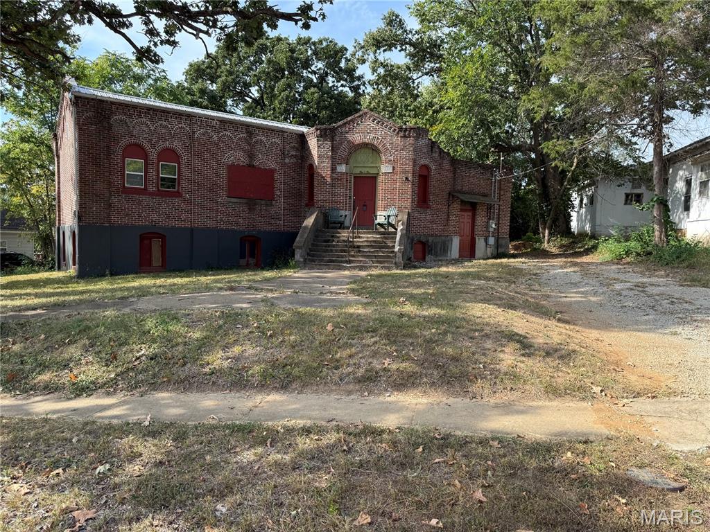 405 W Main Street Property Photo 1