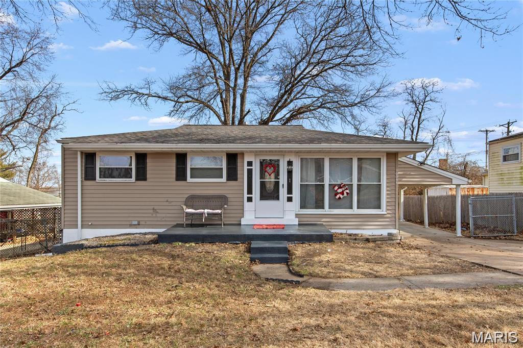10044 Pepper Lane Property Photo 1