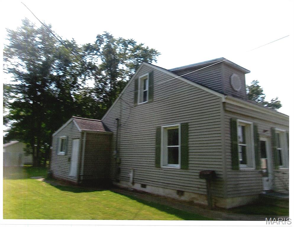 704 W State Street Property Photo 1