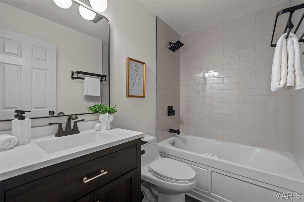 1 Crookham Court Property Photo 52