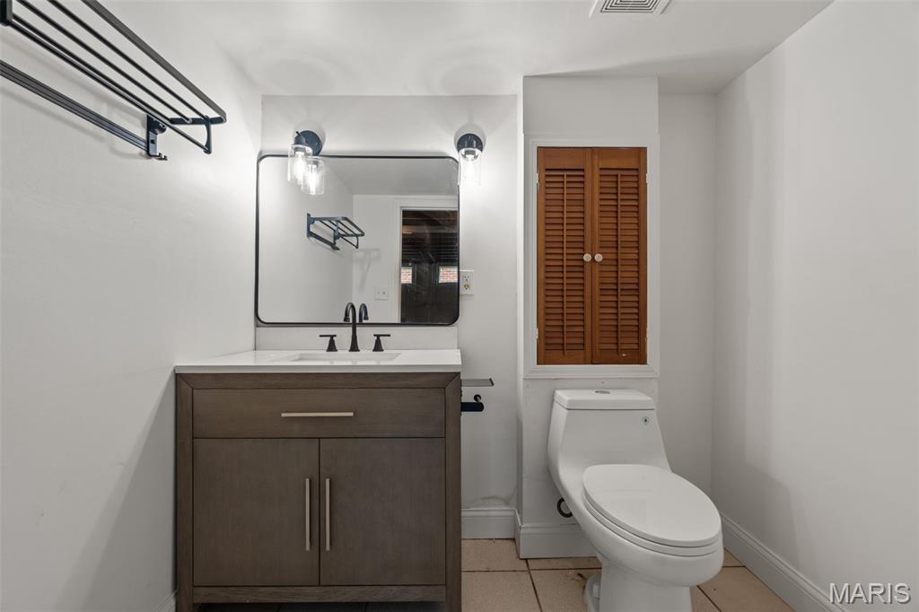 1 Crookham Court Property Photo 61