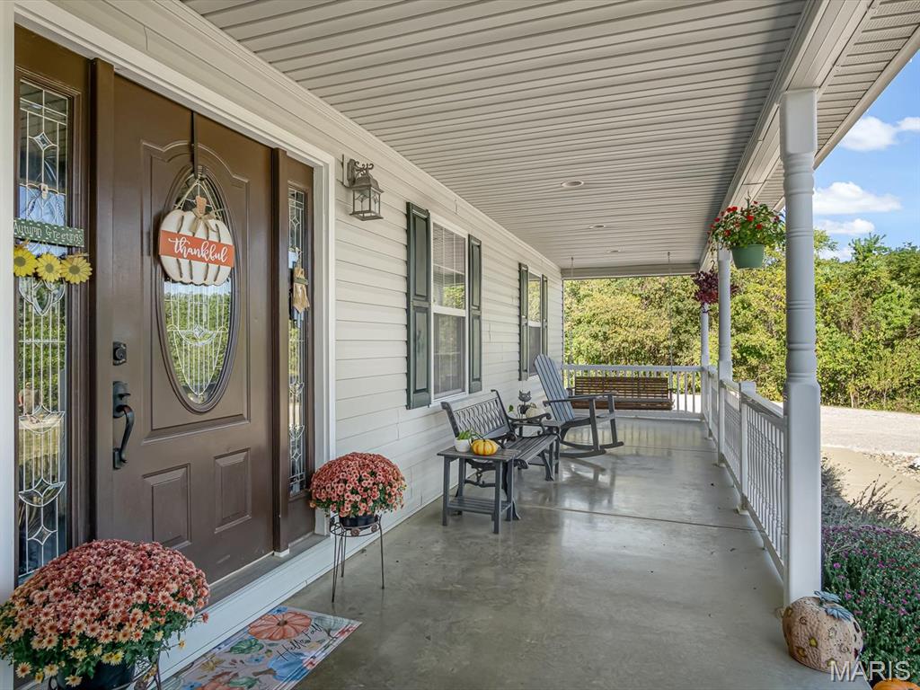 7315 Roscow Hollow Road Property Photo 4