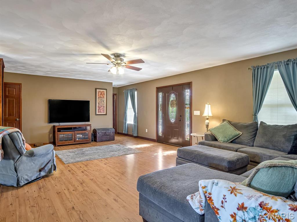 7315 Roscow Hollow Road Property Photo 9