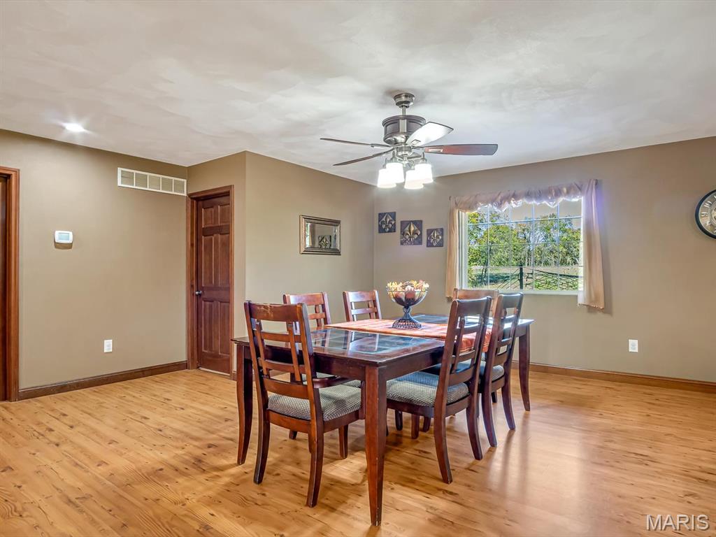 7315 Roscow Hollow Road Property Photo 10