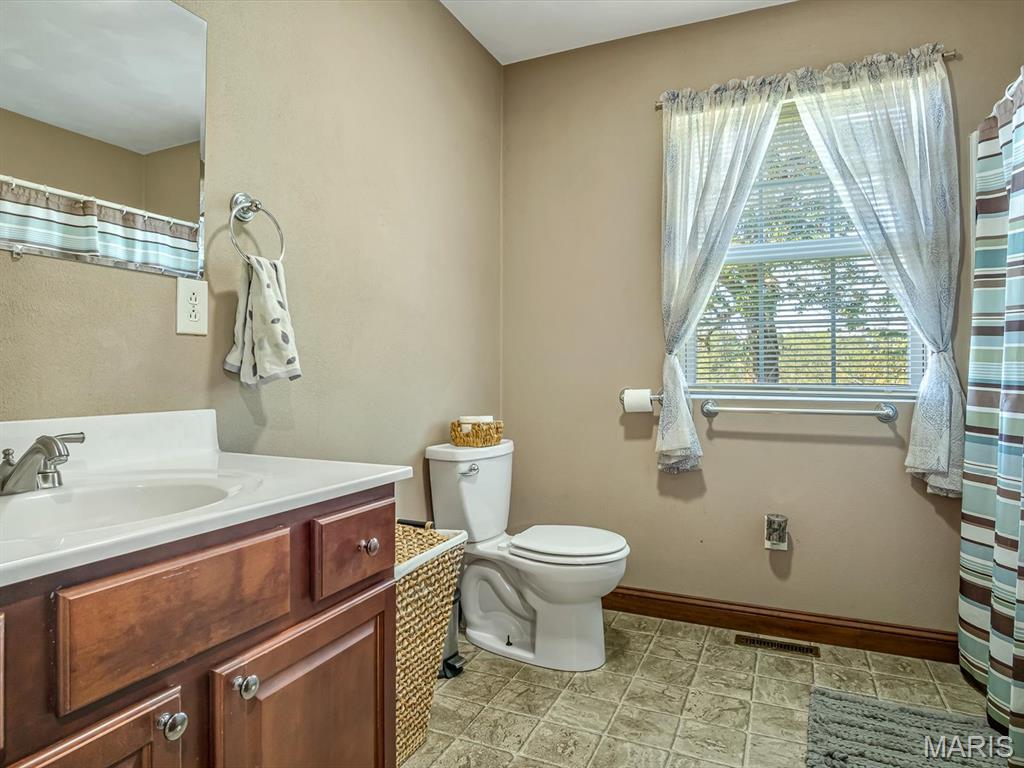 7315 Roscow Hollow Road Property Photo 18