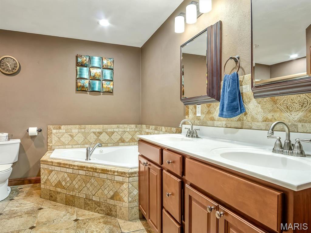 7315 Roscow Hollow Road Property Photo 23