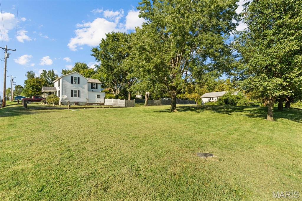20 E Avenue Property Photo 2