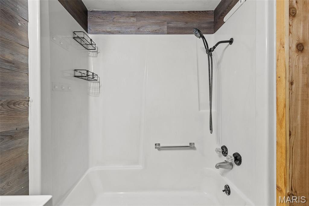 20 E Avenue Property Photo 14