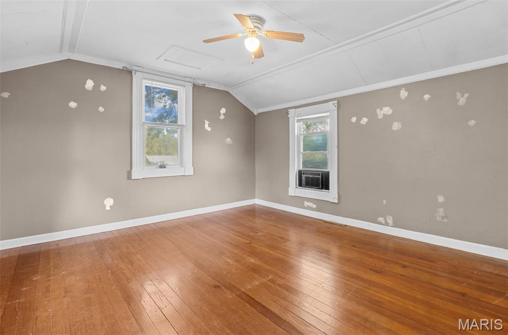 20 E Avenue Property Photo 20