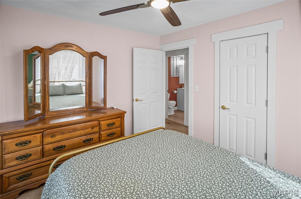 906 W Exchange Street Property Photo 28