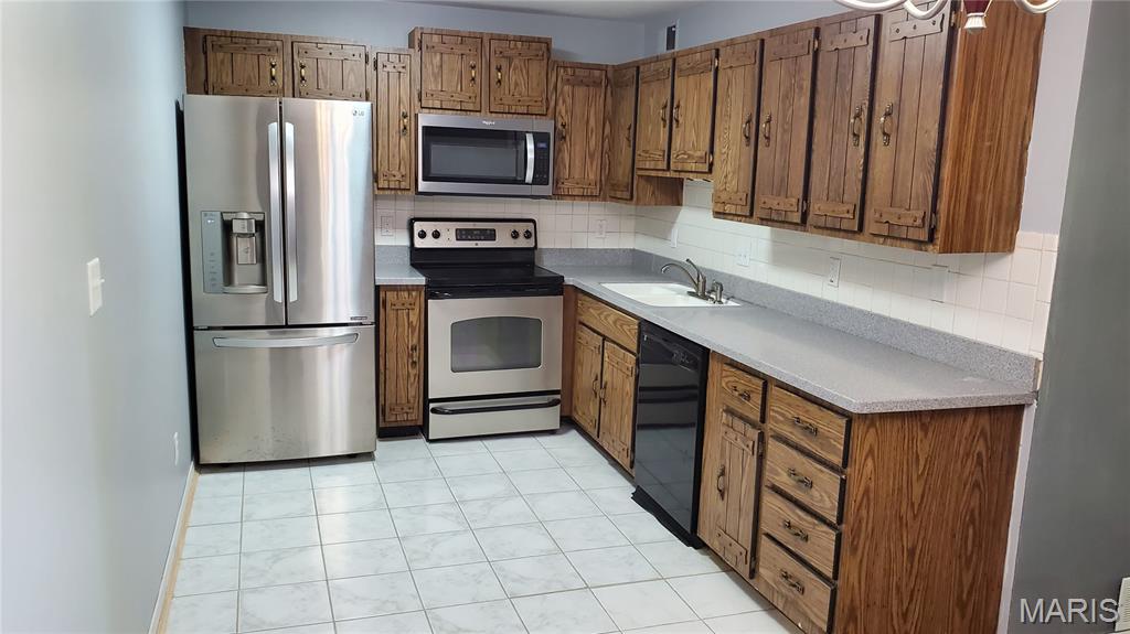 1332 Holgate Drive G3 Property Photo 7
