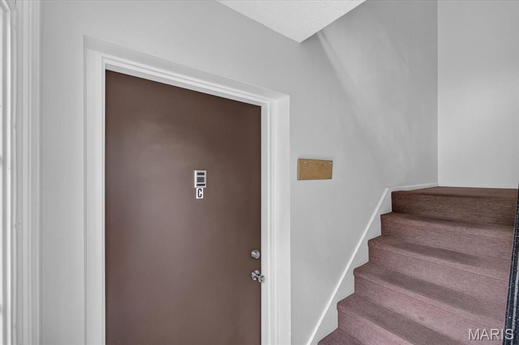 3137 Roger Williams Drive C Property Photo 3