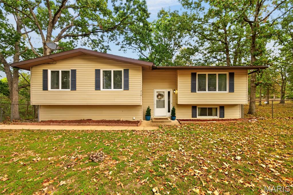 210 Westwind Drive Property Photo 1