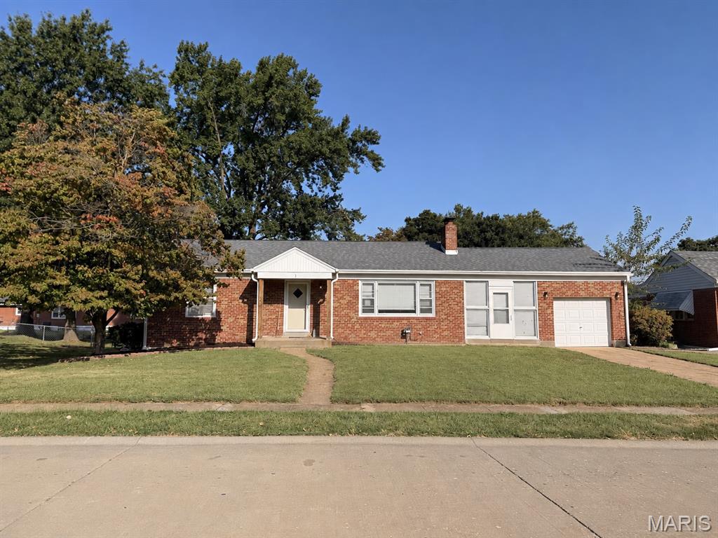 3 Locust Drive Property Photo 1