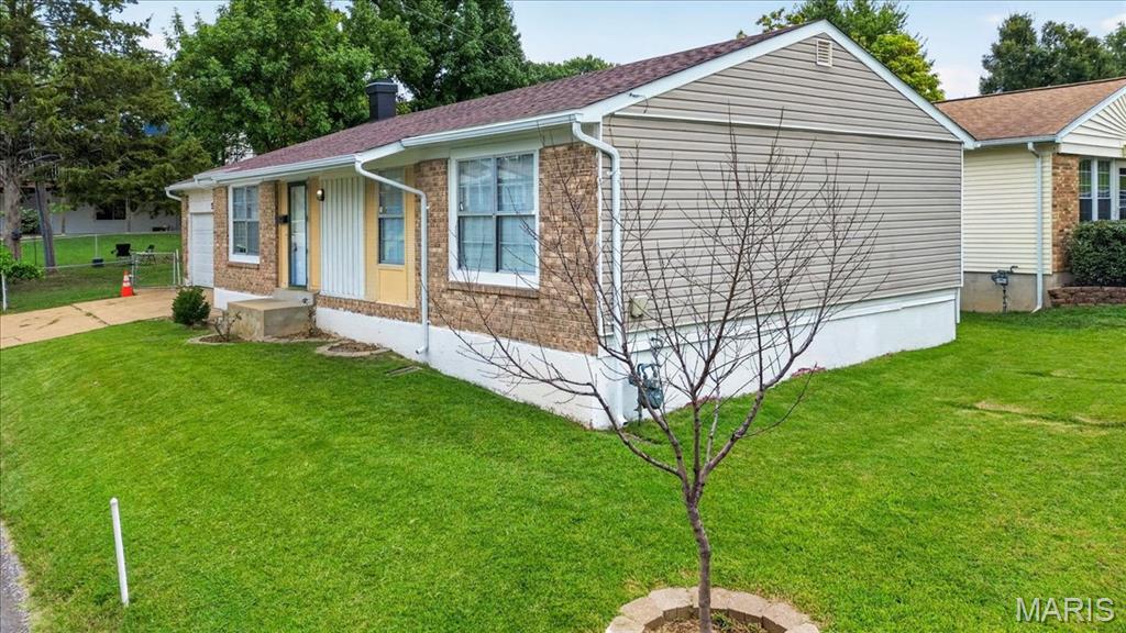 5229 Lakewood Avenue Property Photo 33