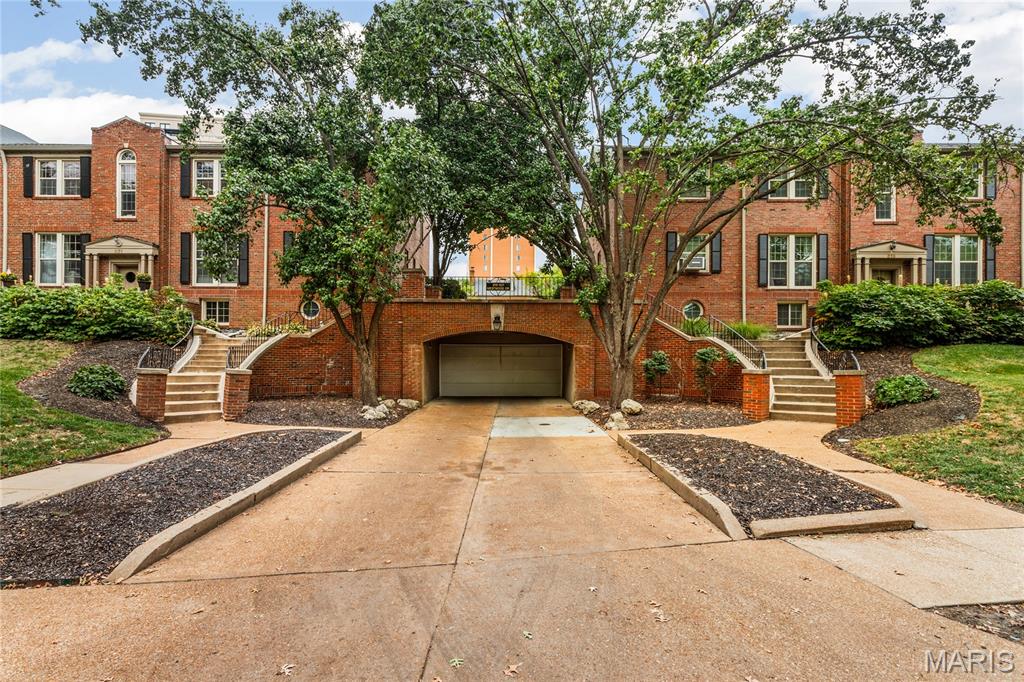 827 Westwood Drive 3e Property Photo 1