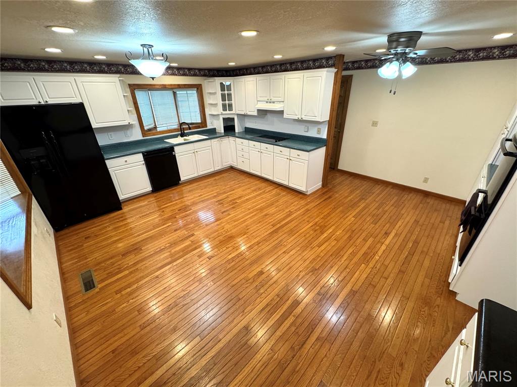 303 W Church Street Property Photo 4