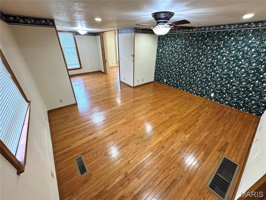 303 W Church Street Property Photo 9
