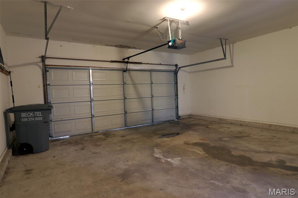8350 Brouk Drive Property Photo 17