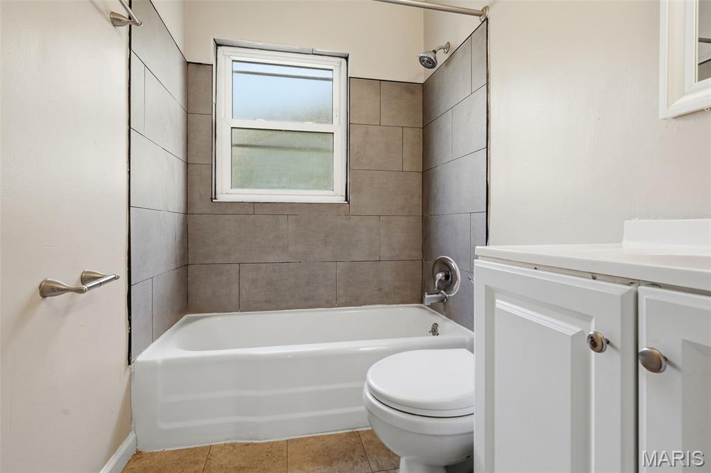 1329 Dominica Drive Property Photo 15