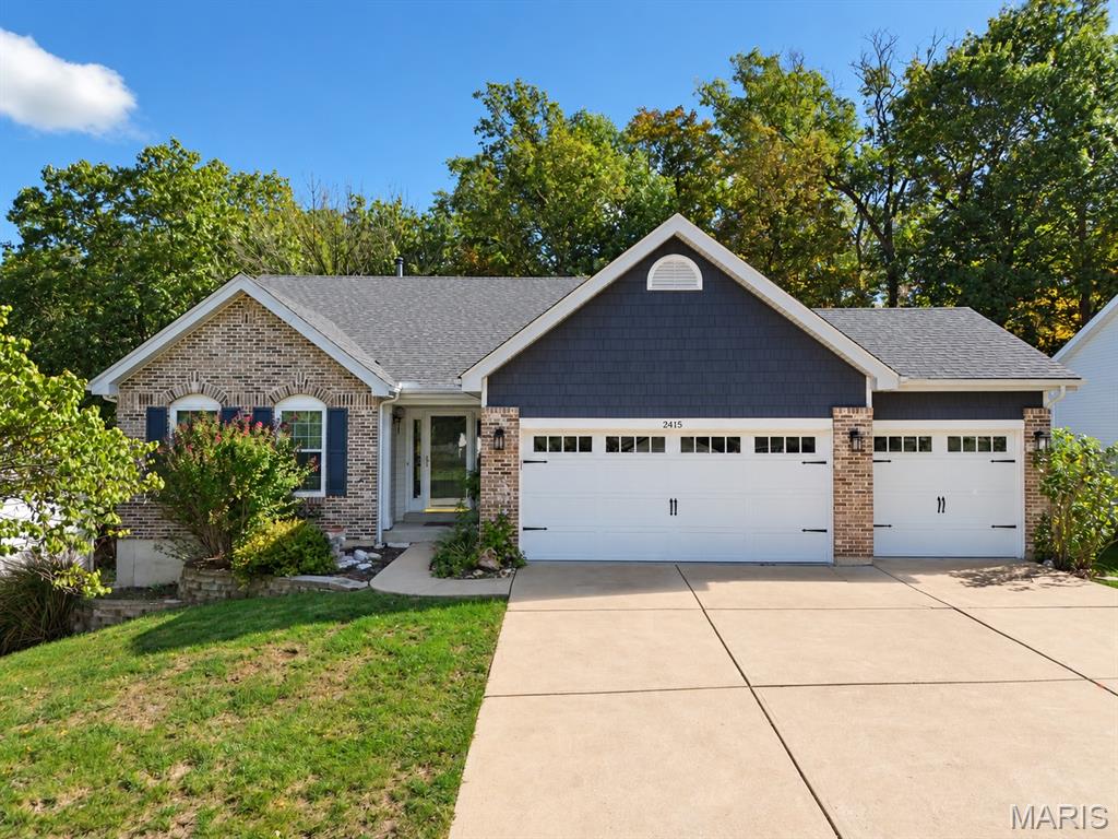 2415 Silver Lake Estates Drive Property Photo 1