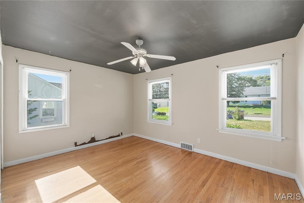 6935 Greenholly Drive Property Photo 13