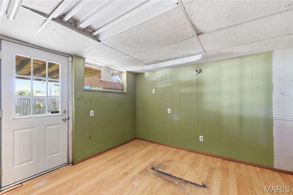 6935 Greenholly Drive Property Photo 20