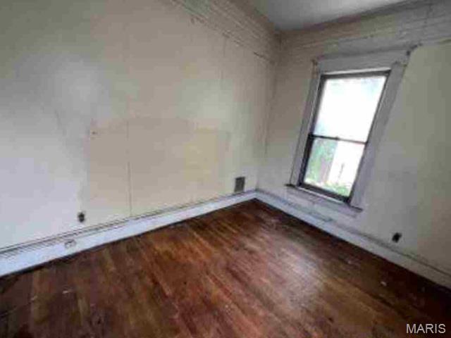 3237 Wabash Avenue Property Photo 8
