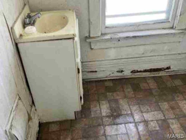 3237 Wabash Avenue Property Photo 10
