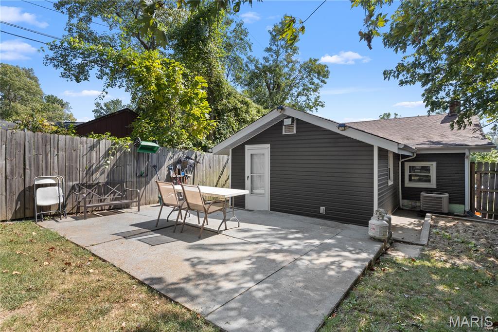 9329 Latrobe Avenue Property Photo 19
