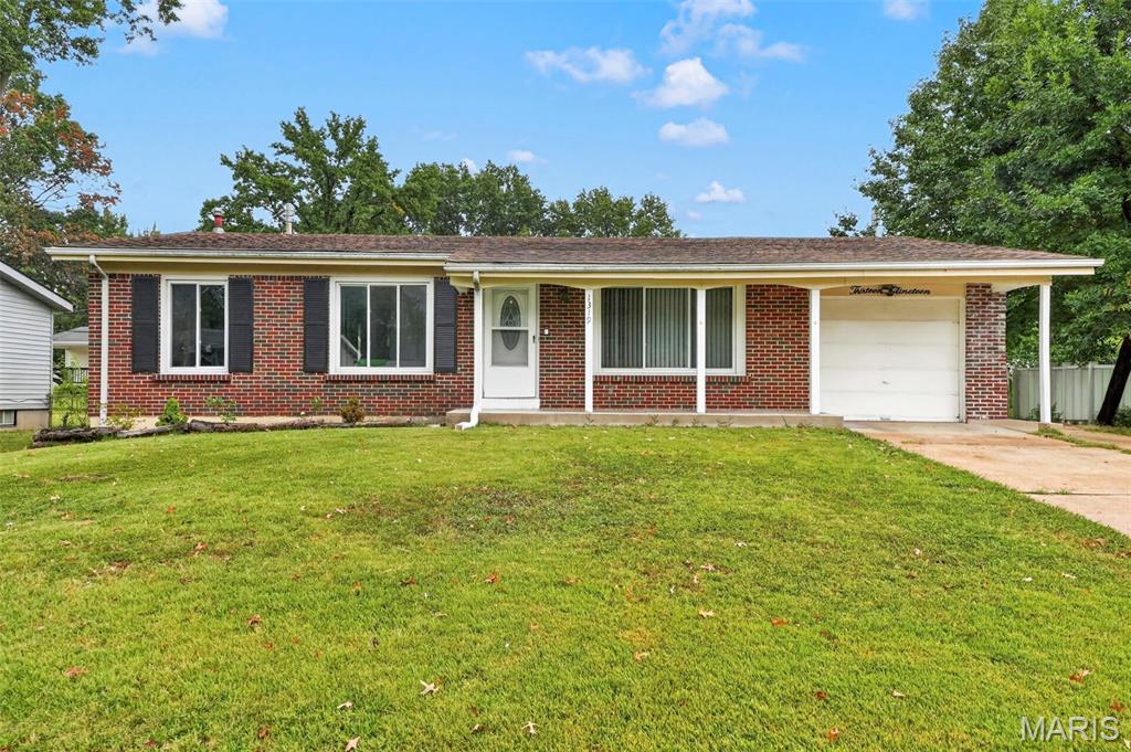 1319 Coppergate Lane Property Photo 1