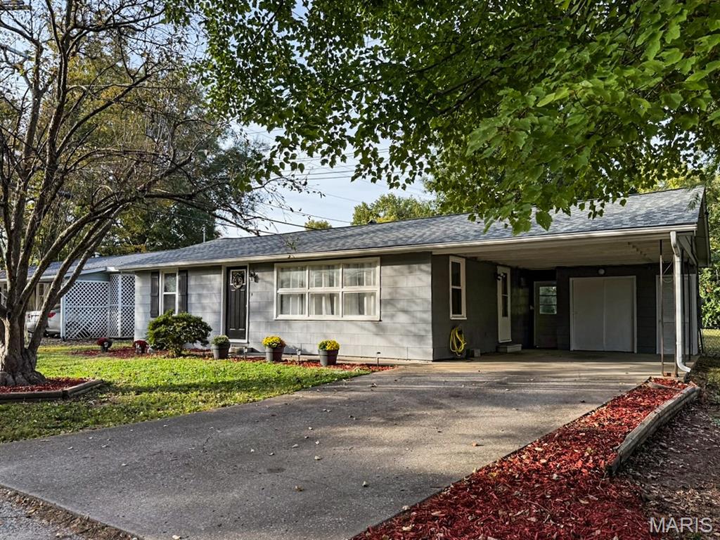 1 Springview Place Property Photo 3