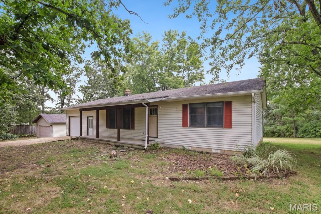 1476 E Springfield Road Property Photo 1