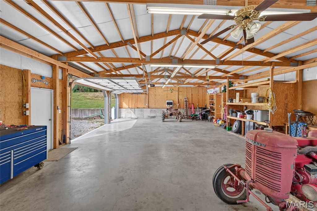 18624 State Highway B Property Photo 33