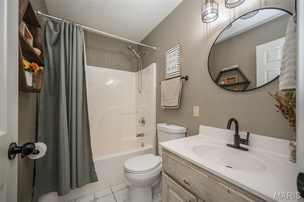 3216 Watson Road Property Photo 24