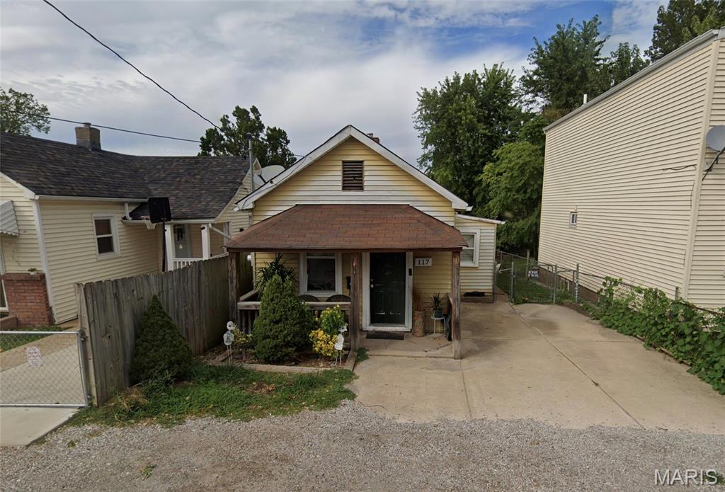 117 W Cartwright Avenue Property Photo 1