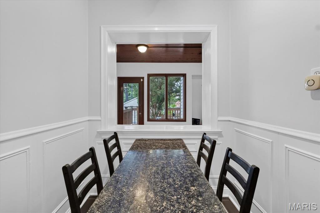 7141 Lindell Boulevard Property Photo 19