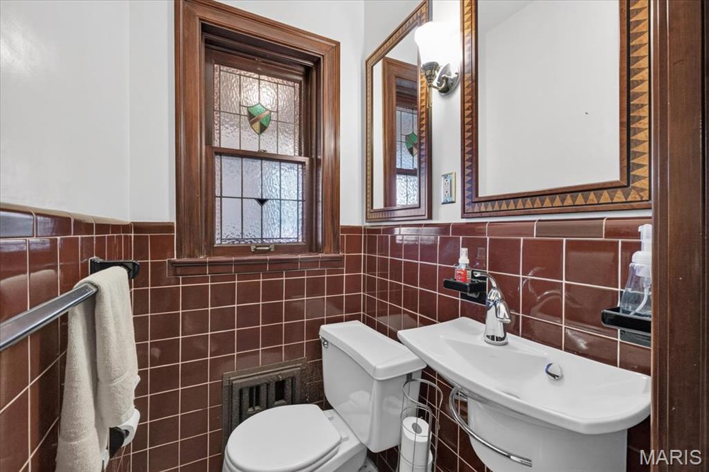 7141 Lindell Boulevard Property Photo 22