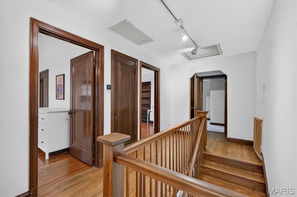 7141 Lindell Boulevard Property Photo 25