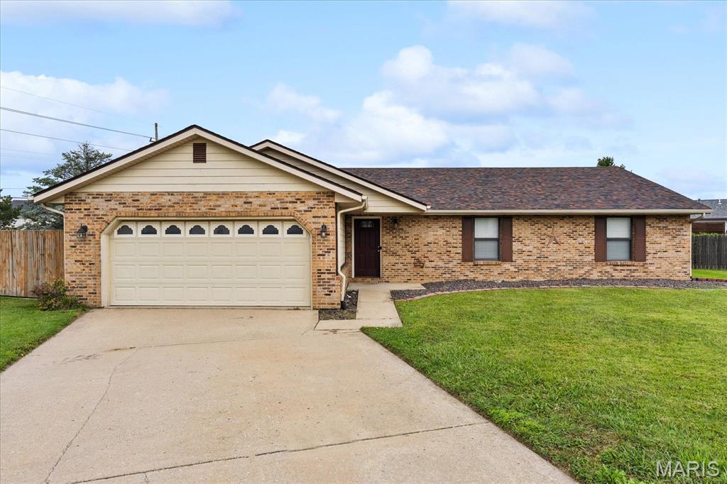 737 Deerfield Drive Property Photo 1